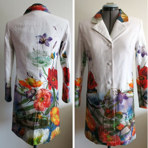 tailormade coat with aligned flower print